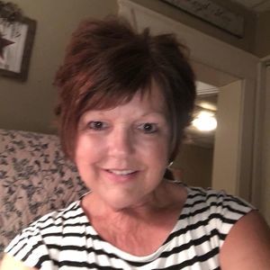 Meet your Posher, Debi